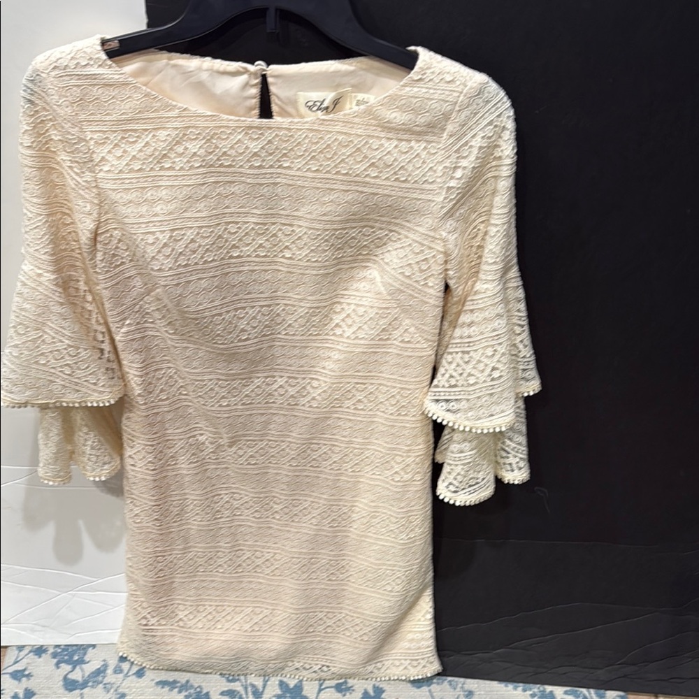 Eliza J Sz 0 lace dress